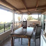 Toit Terrasse * Mentone